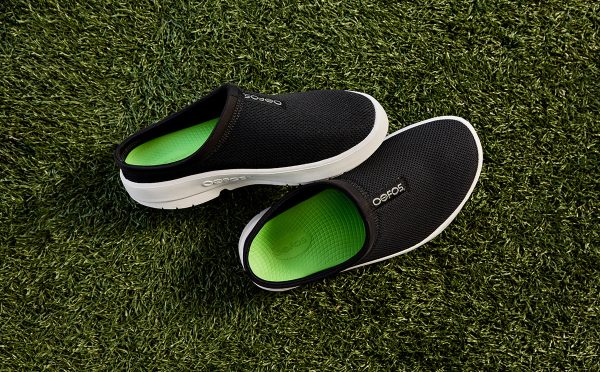 OOcoozieSport_WhiteBlack3