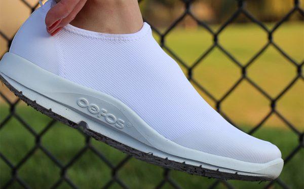 OOmgSport_White_Womens2