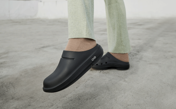 w_1200_black_1